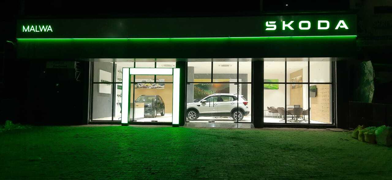 RN Cars Škoda Showroom & Service